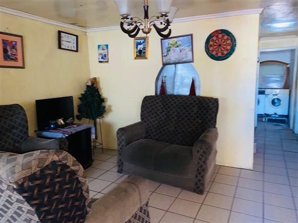 3 Bedroom Property for Sale in Harare Western Cape